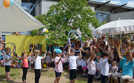 Bei ihrem Auftritt auf dem Geburtstagsfest setzen die Kinder vom Trimmelter Hof auch sportliche Akzente. Foto: privat