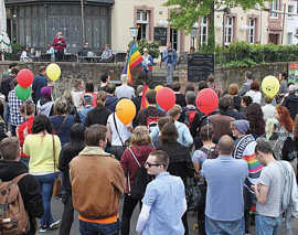 Demo des SCHMIT-Z am aktionstag gegen Homophobie