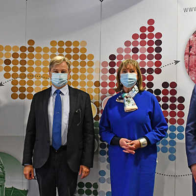 Die Oberbürgermeister Wolfram Leibe (Trier) und François Grosdidier (Metz) mit Oberbürgermeisterin Lydie Polfer (Luxemburg) und QuattroPole-Geschäftsführer Michael Sohn (v. l.).