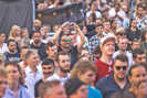 Rund 100.000 Menschen bringt das Altstadtfest an drei Tagen in die Fußgängerzone. Weil die Identifikation mit diesem Event groß ist, wurde 2019 der Gestaltungswettbewerb ins Leben gerufen.  Foto: TTM