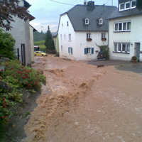 Sturzflut im Ortsteil Eitelsbach im Juli 2012.