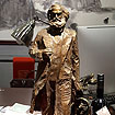 Die Trierer Gastgeschenke machen sich gut neben der Kleinstudie der Marx-Statue in 50 cm Größe.