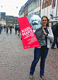 Werbung für die Marx-.Events in der Innenstadt