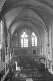 Die historische Aufnahme vom Beginn des 20. Jahrhunderts zeigt die Augustinerkapelle noch in ihrer ursprünglichen Nutzung für kirchliche Zwecke. 