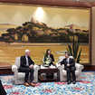 In Xiamen tauschte sich Oberbürgermeister Leibe mit Bürgermeister Zhuang unter anderem über den Partnerschaftsgarten aus.
