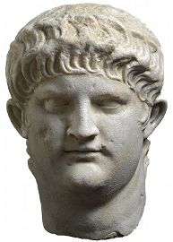 Das Foto zeigt ein Marmorpoträt von Kaiser Nero.