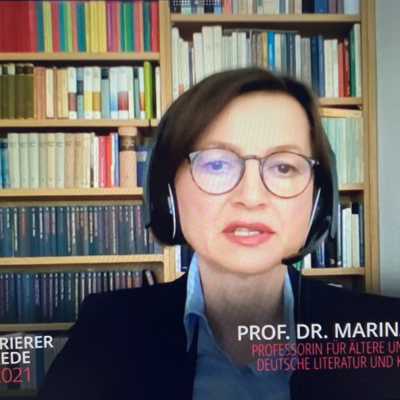 Die Literaturwissenschaftlerin Marina Münkler hielt die Trierer Rede digital und war aus Dresden zugeschaltet. Moderiert wurde der Abend von Historiker Professor Lutz Raphael von der Uni Trier.