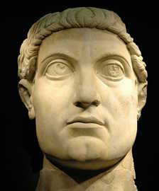 Eine originalgetreue Nachbildung des Kopfes der antiken Kolossalstatue Konstantins des Großen war das Markenzeichen der Trierer Konstantin-Ausstellung 2007.