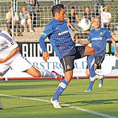 Eintracht-Stürmer Ahmet Kulabas in Aktion im Regionalligaspiel gegen den FC?Schalke 04 II. Foto: SWT