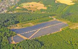 Luftbild des Solarkraftwerks Saarburg