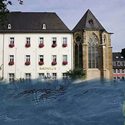 Der Stadt Trier steht das Wasser bis zum Hals: Der Fehlbetrag für die Haushaltsjahre 2006/07 liegt bei 72,6 Millionen Euro.