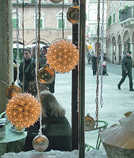 Adventlicher Blick aus dem Café Meletti auf die Piazza del Popolo in der Partnerstadt Ascoli Piceno. Foto: privat