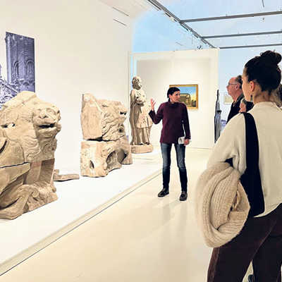 Stadtkonservatorin Dr. Marzena Kessler (oben) führt durch die Ausstellung und gibt spannende Einblicke in die Restaurierung und Geschichte des Simeonstors. Foto: Stadtmuseum