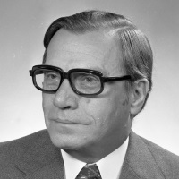 Oberbürgermeister Josef Harnisch