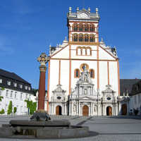 Freihof und Kirche der Abtei St. Matthias