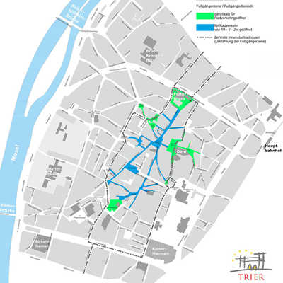 In der Fußgängerzone (blau markierter Bereich) ist Radfahren nur von 19 bis 11 Uhr erlaubt. Die grün markierten Bereiche wie Domfreihof und Viehmarkt sind hingegen ganztägig für Radverkehr geöffnet. Die gestrichelten Linien zeigen die beiden Umfahrungsmöglichkeiten der Fußgängerzone auf der Ost- und Weststrecke. Karte: Stadtplanungsamt
