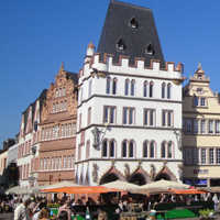 Die Steipe am Hauptmarkt (zweite Hälfte 15. Jh.) war ein Repräsentations- und Empfangsgebäude der Stadtgemeinde.