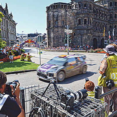Die ADAC-Rallye ist für Trier ein bedeutender Wirtschafts- und Tourismusfaktor. Insbesondere beim Innenstadtkurs „Circus Maximus“ ist das internationales Medienaufgebot sehr groß.