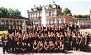 Das Jugendsinfonieorchester, hier bei einem  Gastspiel in Dresden, umfasst bis zu 100 Nachwuchsmusiker.