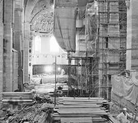 1974 war der Innenraum des Trierer Doms eine große Baustelle.