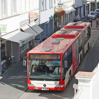 Der Antrag der Linken sah vor, neben Stadtbussen und Fahrrädern auch Taxis in der Karl-Marx-Straße zuzulassen. Der individuelle Kfz-Verkehr bliebe außen vor.