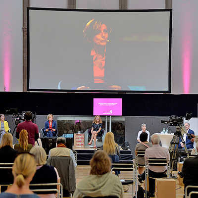 Am 3. Digitalforum Rheinland-Pfalz nahm auch Ministerpräsidentin Malu Dreyer teil. Foto: Staatskanzlei RLP/Tittl