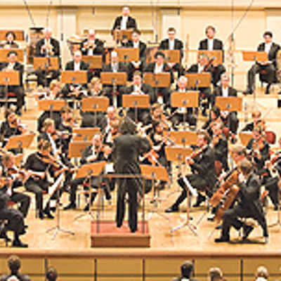Die Deutsche Radio Philharmonie ist mit derzeit 108 Musikern eines der großen Orchester der ARD und gibt vor allem Konzerte  in der Großregion SaarLorLux und Rheinland-Pfalz. Chefdirigent ist Christoph Poppen. Foto: Moselmusikfestival