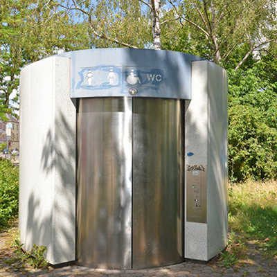 Die modulare Anlage in der Weberbach ist eine von zwei sogenannten City-Toiletten in der Innenstadt. 