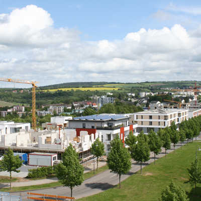 Obwohl in den letzten Jahren auf dem Petrisberg (Foto) viel neues Wohneigentum geschaffen wurde, bleibt die Nachfrage groß.