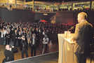 Rund 1600 Gäste lauschen der Neujahrsansprache von OB?Klaus Jensen während des Bürgerempfangs in der Arena Trier.