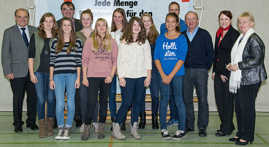 Foto:  Die erfolgreichen MPG-Basketballerinnen bei der Auszeichnung in der Sparkassenakademie Schloss Waldthausen. 