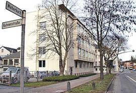 Das Stadtwerke-Gebäude in der Weberbach wird zum neuen Domizil der Bundespolizei. Foto: SWT