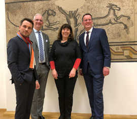 Oberbürgermeisterin Jutta Steinruck (Ludwigshafen) mit ihren Amtskollegen David Langner (Koblenz), Wolfram Leibe (Trier) und Michael Ebling (Mainz) bei ihrem Treffen in der Beletage im Palais Walderdorff (v. l.).