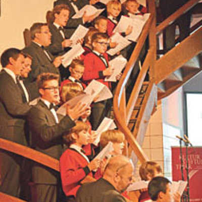 Beim Stiftertag traten neben den Trierer Sängerknaben (Foto) der Friedrich-Spee-Chor und Absolventen der Musical School an der städtischen Karl-Berg-Musikschule auf.