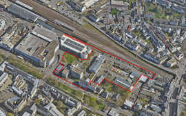 Mit dem bisherigen SWT-Areal (rot umrandet) an der Ostallee steht ein citynahes Quartier für eine neue Bebauung zur Verfügung. Weiter links liegen das Alleencenter und der Hauptbahnhof.