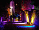 Bei der Aktion „Ehrang leuchtet“, zu der das Quartiersmanagement im Herbst eingeladen hatte, gab es unter anderem eine spektakuläre Illumination der Stadtmauer in der Fröhlicherstraße. Foto: Andreas Hofmann