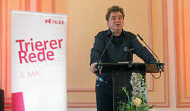 Dr. Ilko-Sascha Kowalczuk hält seine „Trierer Rede“ in der Promotionsaula des Bischöflichen Priesterseminars.
