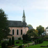 Blick auf die Pfarrkirche