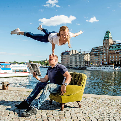 Die spektakuläre Hand-auf-Hand-Akrobatikshow des finnischen Zirkusduos „Kate & Pasi“ ist beim diesjährigen Fringe-Theaterfestival zu sehen. Foto: Ray Palacios