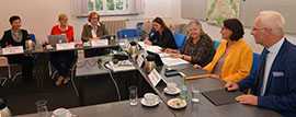 Die Trierer Frauenbeauftragte Angelika Winter (2. v. r.) empfing Kolleginnen aus dem ganzen Bundesgebiet zu einer Tagung in Trier. OB Wolfram Leibe Leibe (r.) begrüßte die Gruppe.