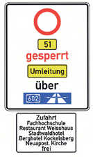 Hinweisschild auf die Umleitungen und Sperrungen, wie sie auf der Bitburger Straße ab Juni gelten.