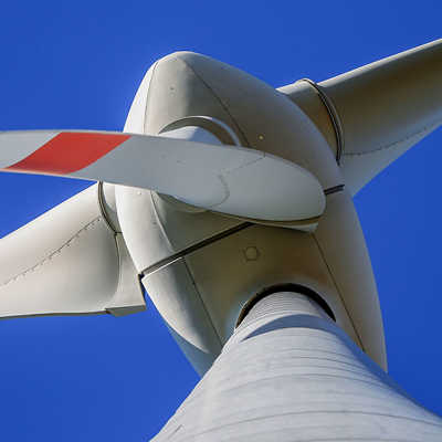 Windräder sollen auch an verschiedenen Standorten in Trier einen Beitrag zur Energiewende leisten. Foto: Fotografer58/<a href="https://www.pixelio.de" target="_blank">pixelio.de</a>