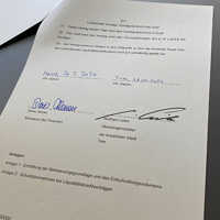 Die letzte Seite des Entschuldungsvertrags mit den Unterschriften von Doris Ahnen und Wolfram Leibe