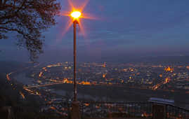 Foto: Trier bei Nacht, Blick von der Mariensäule