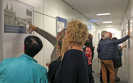 Die Informationen zur Ausstellung, die in den Räumen der ttm zu sehen ist, recherchierten die Schüler neben dem Unterricht. Foto: ttm