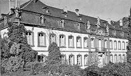 Das Quinter Schloss wurde um 1760 vom Trierer Hofbaumeister Johannes Seitz als Wohn- und Verwaltungsgebäude der Quinter Hütte geplant. Foto: Rheinisches Landesmuseum
