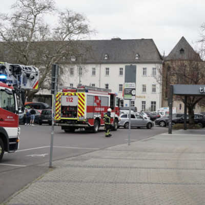 Die Berufsfeuerwehr Trier war mit zwei Löschzügen im Einsatz. Foto: Theater Trier.