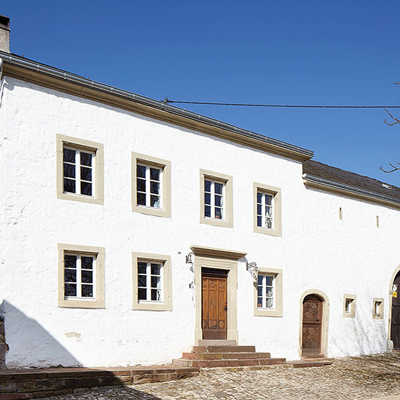 Der Streckhof aus dem 18. Jahrhundert in Merzkirchen-Portz wurde mit viel Liebe zum Detail vorbildlich saniert und erhielt eine Anerkennung beim Wettbewerb um den Sparkassen-Denkmalpflegepreis. Foto: Sparkasse