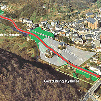 Das Luftbild verdeutlicht die Schwerpunkte der Planung für das Mühlengelände. Die neue Trasse der Bundesstraße 422 ist rot gekennzeichnet. Foto+Grafik:?Stadtplanungsamt