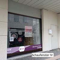 Blick von außen auf ein Schaufenster